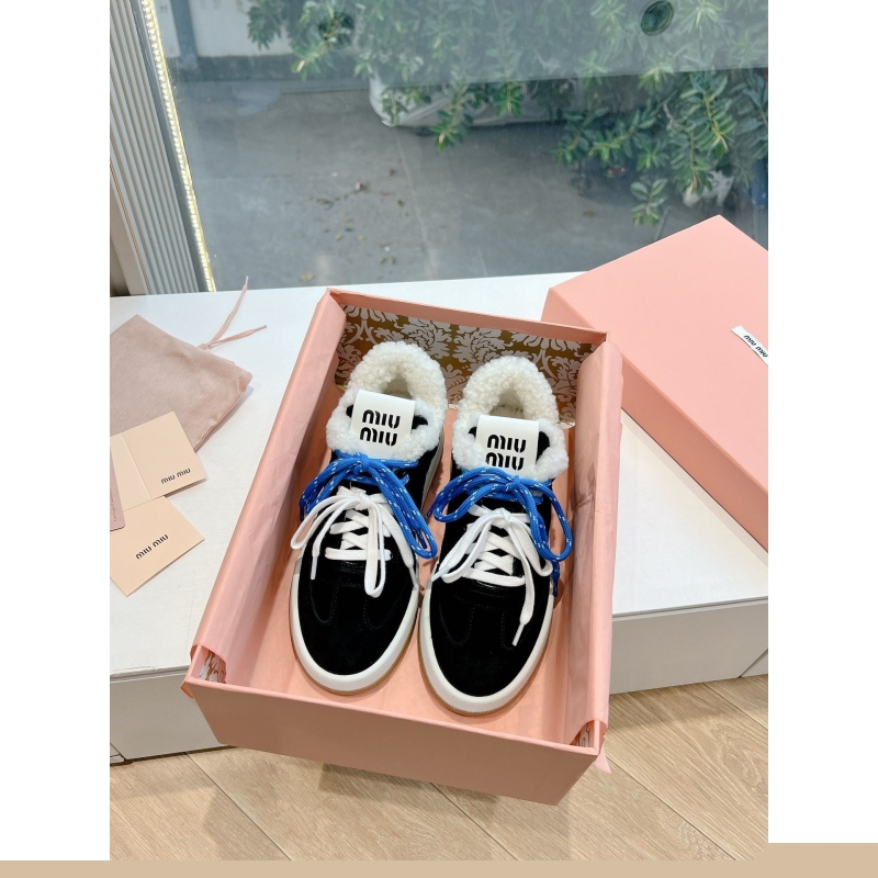 Miu Miu Casual Shoes